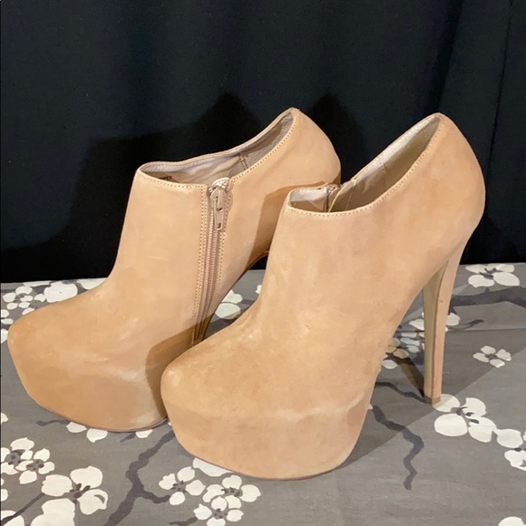 NWT STEVE MADDEN Vippper Suede Plarform Heels - Picture 5 of 11